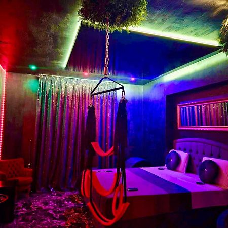 Love Room Bucareste Exterior foto