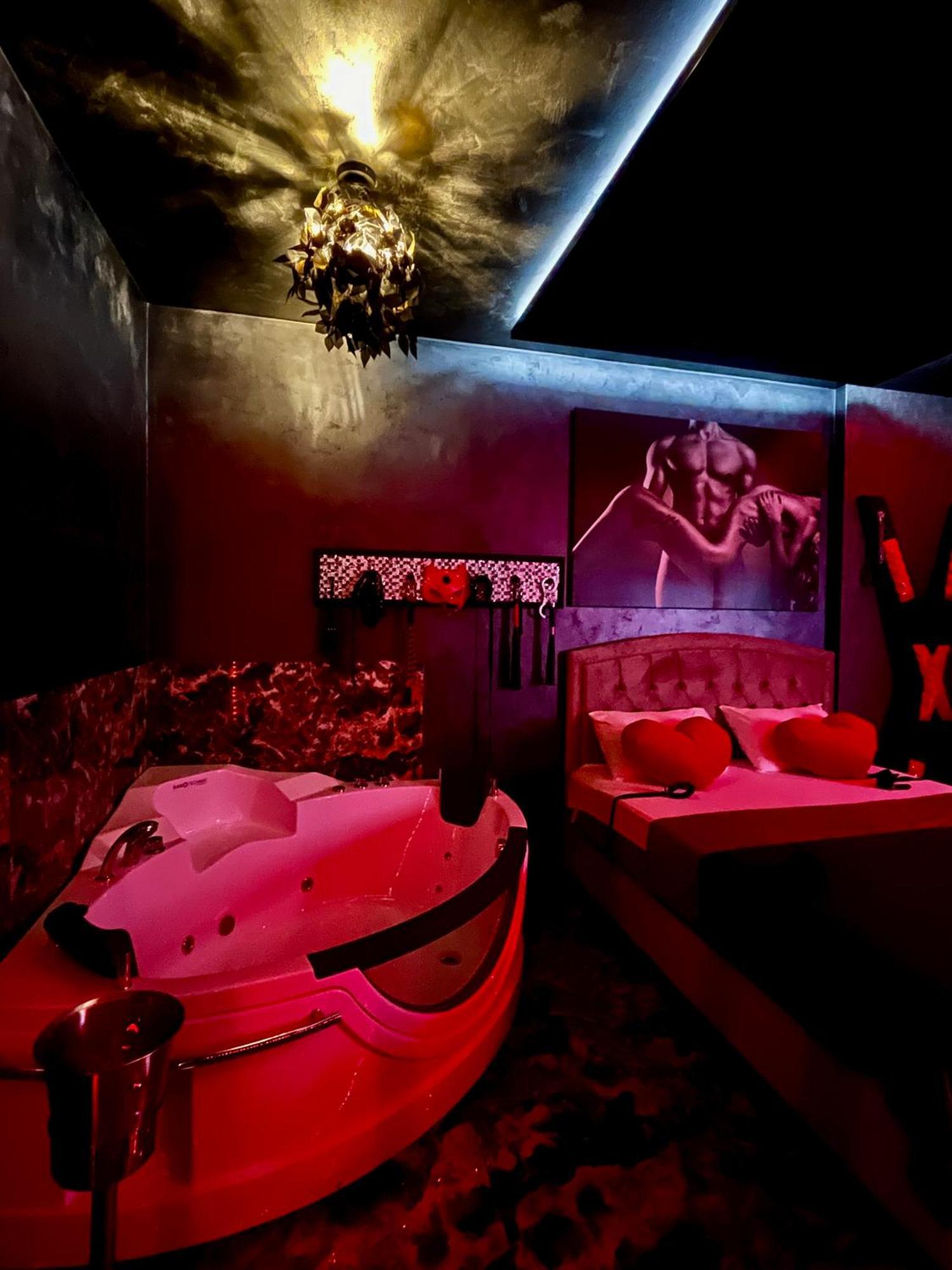 Love Room Bucareste Exterior foto