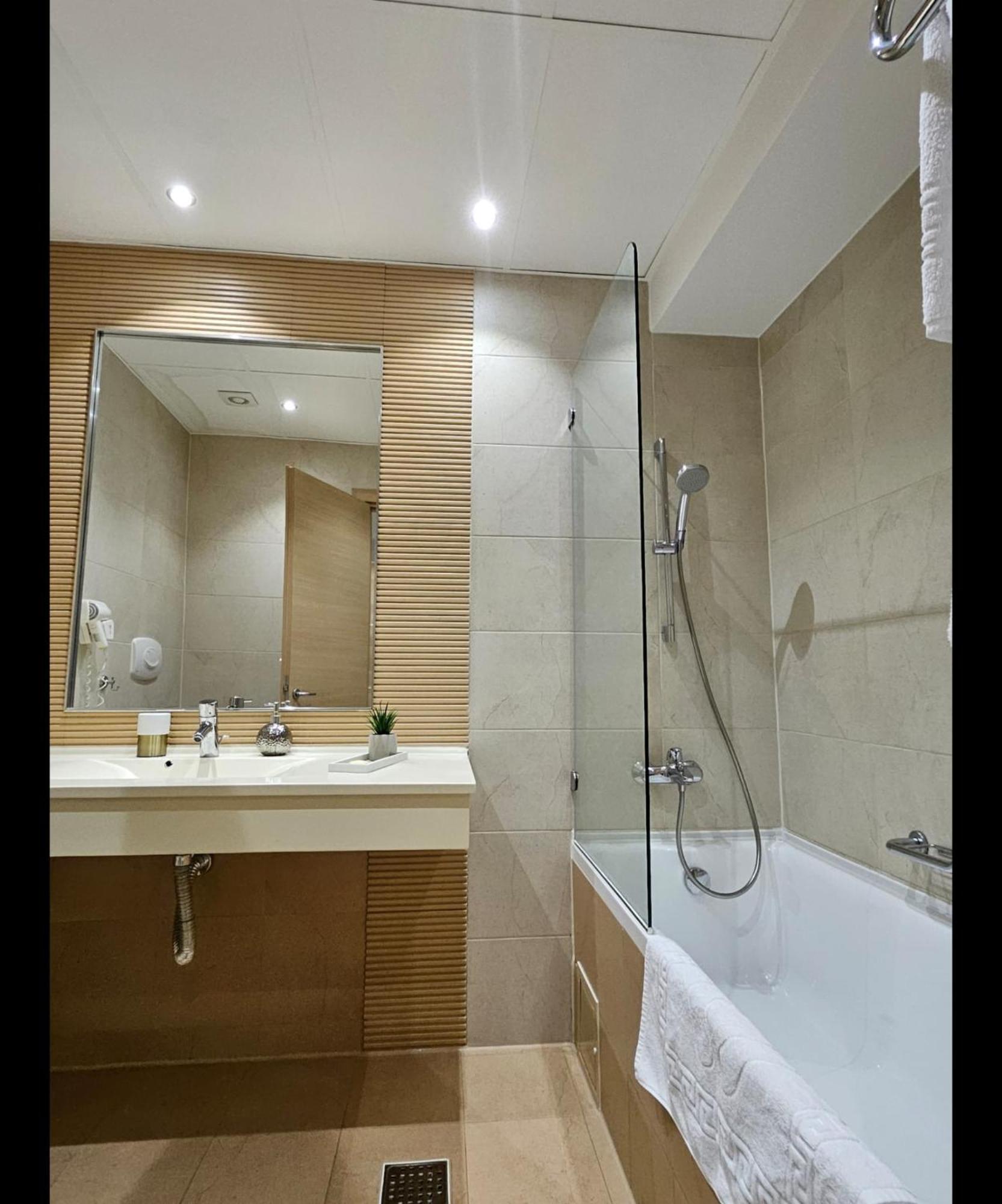 Love Room Bucareste Exterior foto